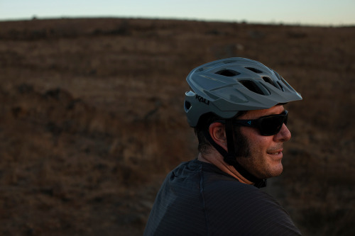 Kali Chakra Solo Solid Helmets Bicycle E-Bike - Picture 9 of 26
